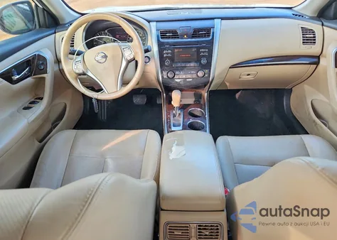 2015 Nissan Altima 2.5 z USA, uszkodzony, nr VIN 1N4AL3AP0FC130253